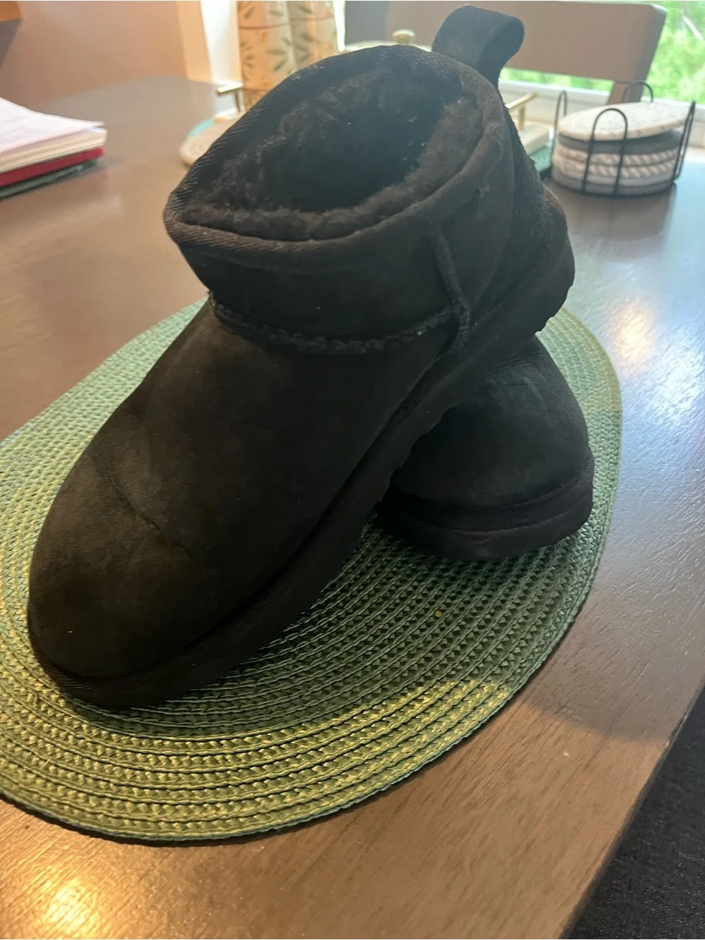 UGG CLASSIC ULTRA MINI BLACK SUEDE FUR COMFORT WOMEN'S BOOTS SIZE US 6